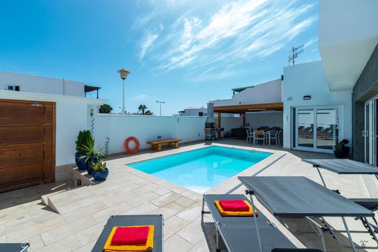 Amaru Villa Puerto del Carmen  Exterior photo
